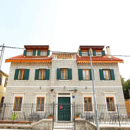 Sol Bed & Breakfast Kaštela