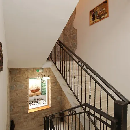 Sol Bed & Breakfast 3*